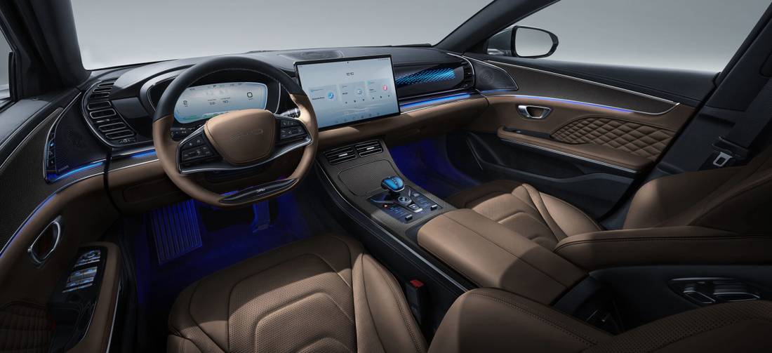 BYD Han Interior Marrom
