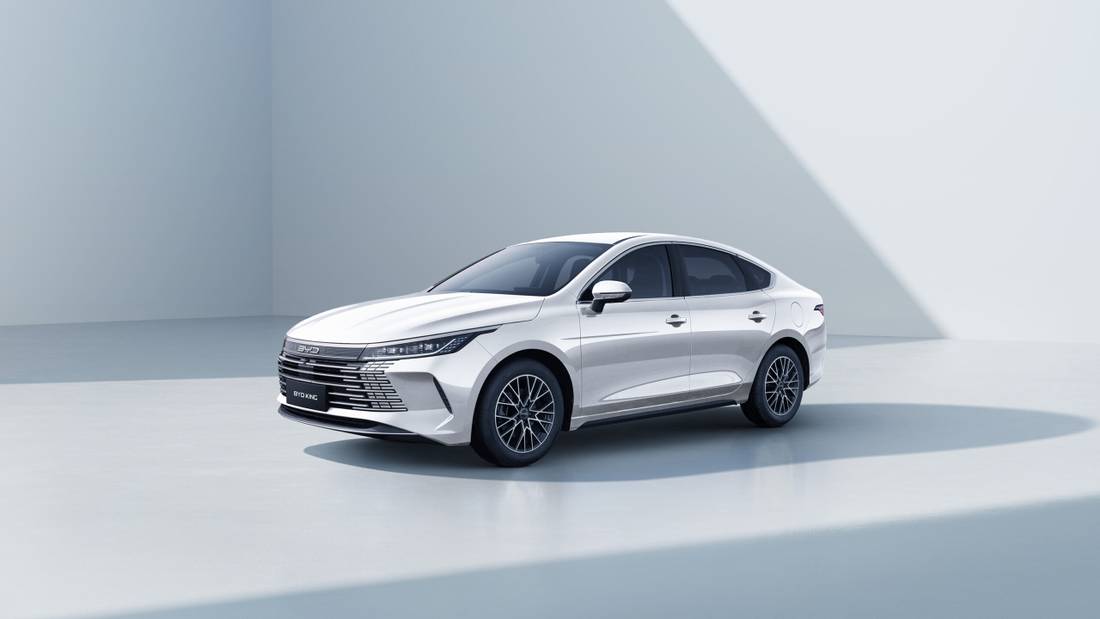 BYD King White Frente