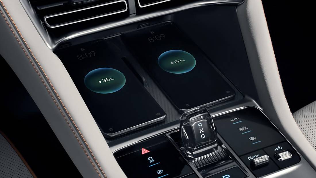 Song Plus Interior Carregador