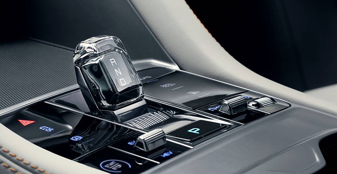 Song Plus Interior Console