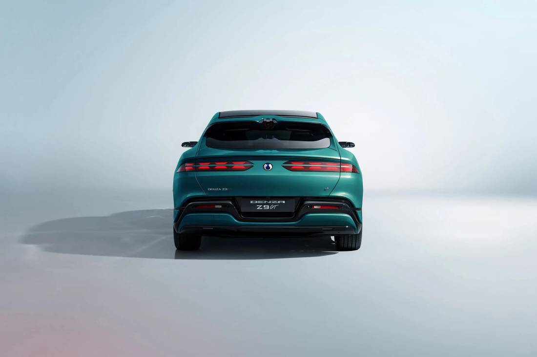 Z9GT Emerald Green Traseira