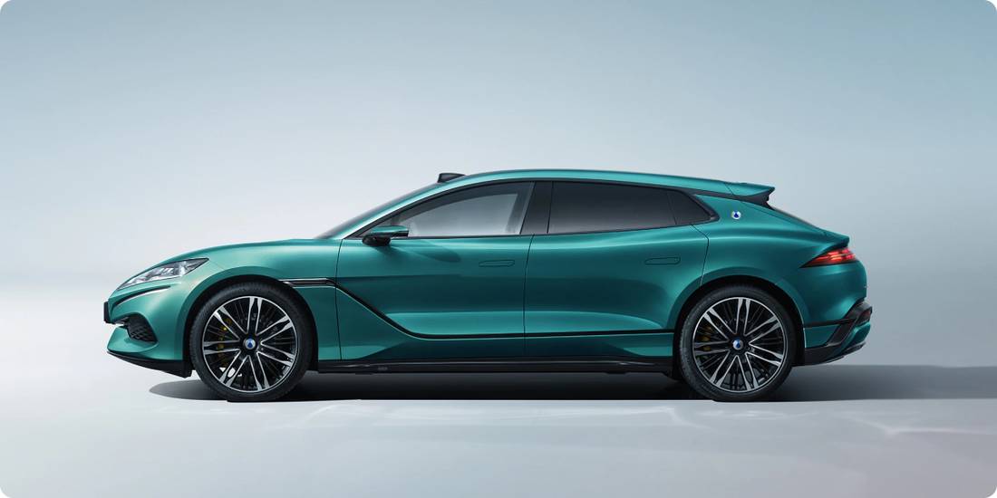 Z9GT Lateral